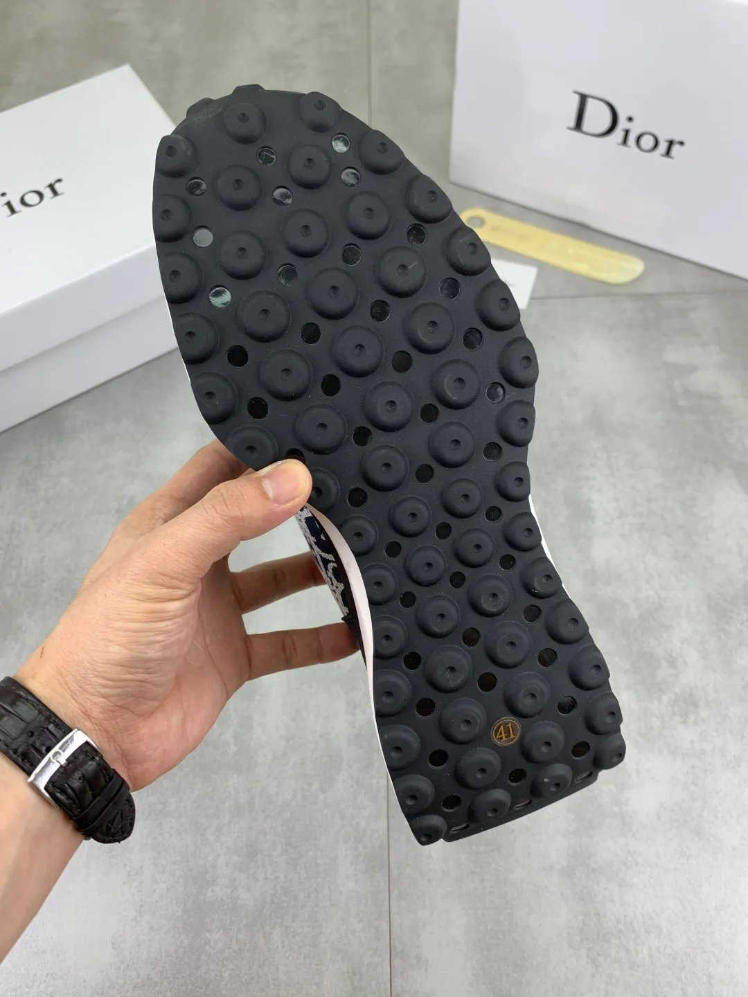 Men's Men's Shoes💰P440💰[New Style]🆘[Dior] 2025 Dior Original Lace-up Low-top Men's Shoes Classic casual shoes 🔥This model is the official classic model, with high quality and made by famous original designers. It is made of high-quality cowhide with original materials➕Comfortable and breathable mesh lining➕Pigskin insole. The perfect last shape and generous and fashionable design have attracted many consumers. Suitable for drivers to drive🚗. What you want is the highest quality in the market. Color: 3️⃣Color code number: 38--44 (45 customized)